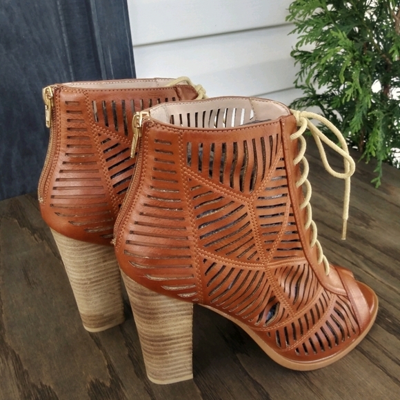 CHELSEA MORELAND SHOES - Picture 3 of 7
